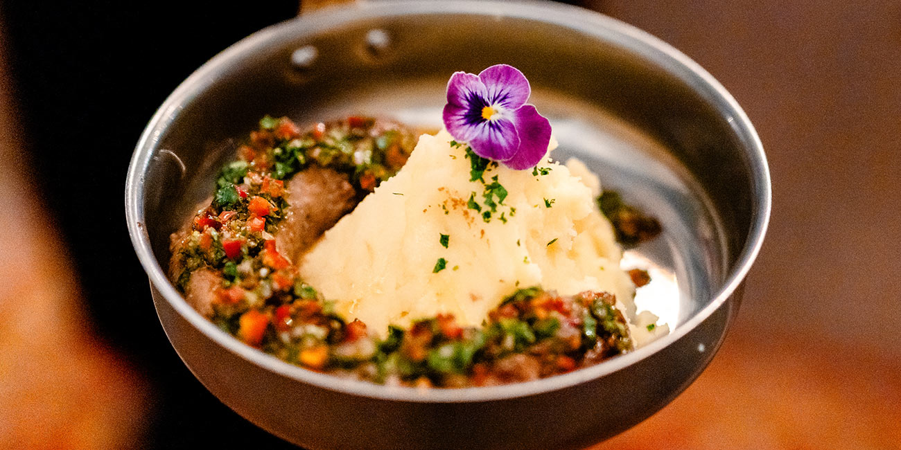 carnati-de-porc-lagoniza-cu-piure