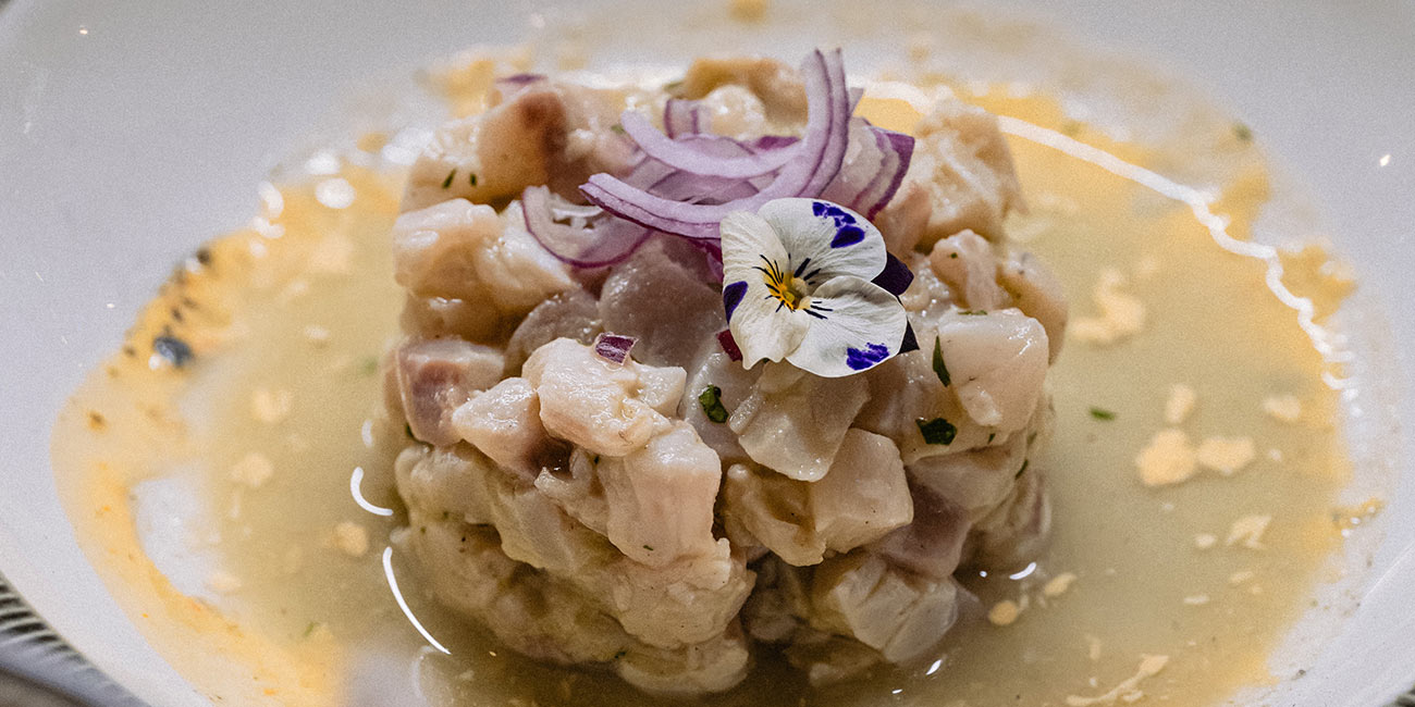 mancare-ceviche-de-biban-de-mare-restaurant-bucuresti