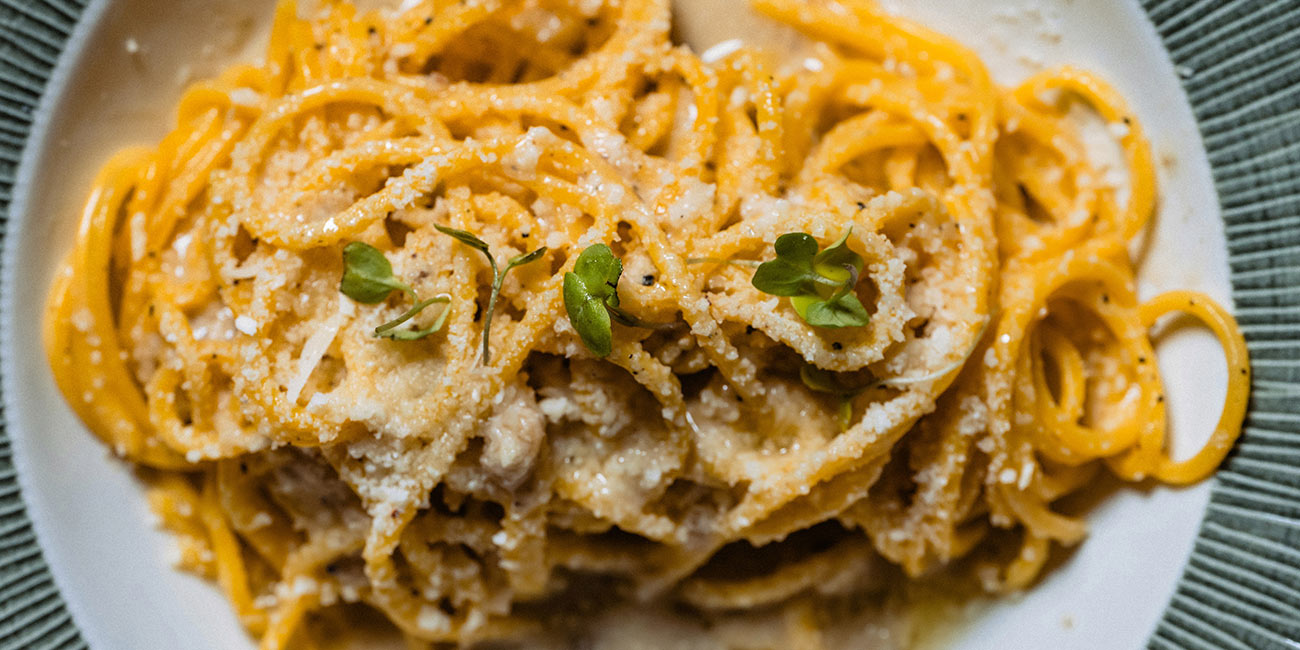 spaghete-cacio-and-pepe