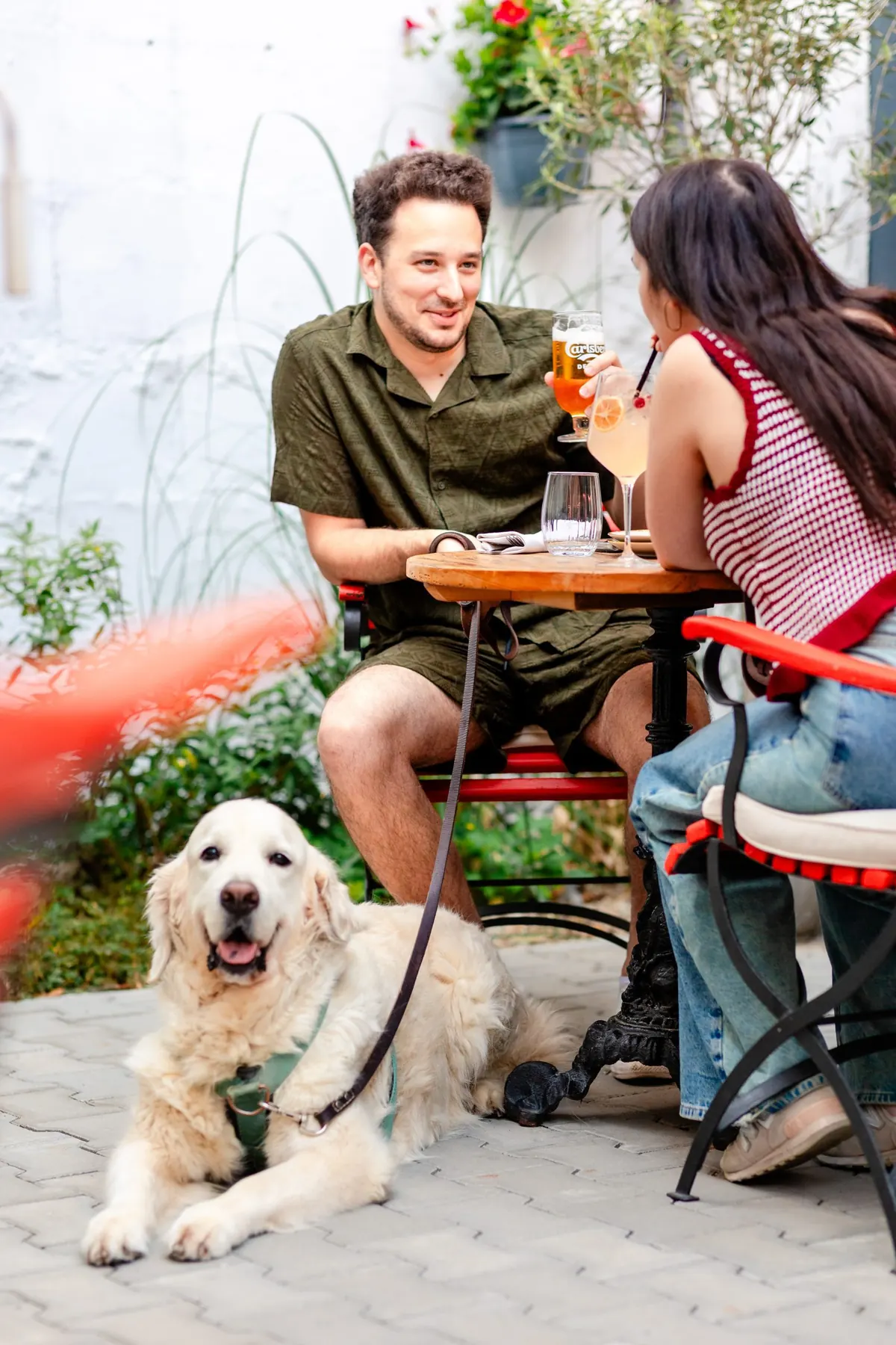 Atmosferă elegantă și relaxantă la restaurant grădină Brera București